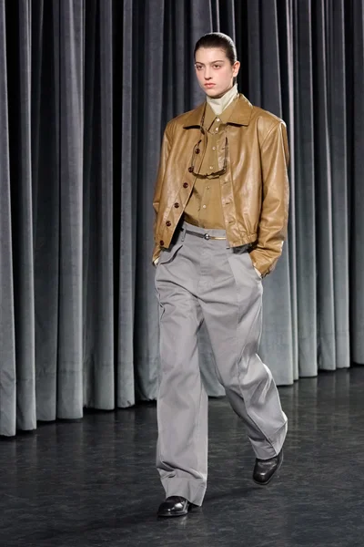Look 52